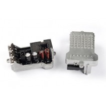 25 Mercedes Onderdelen Kachelweerstand Mercedes W203 W220€ 69,95
